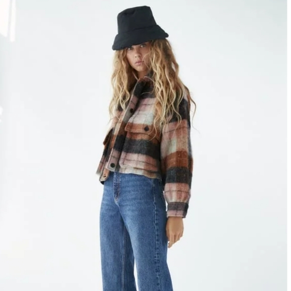 ZARA Crop Plaid Overshirt Shacket Brown Pink Cream in XS - Picture 8 of 9